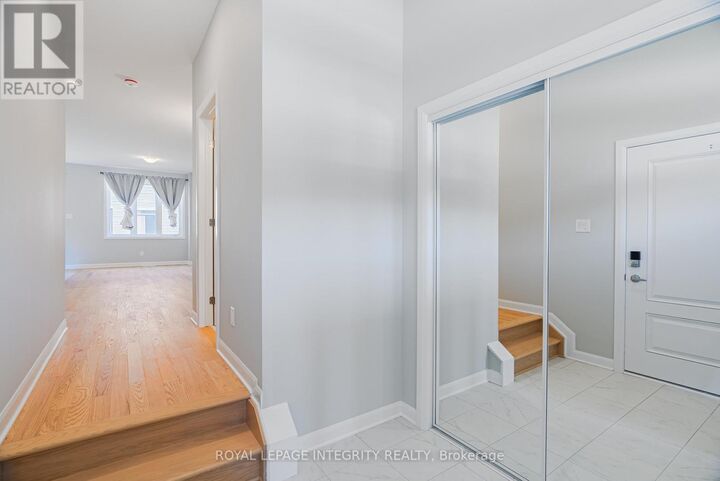 Property Photo:  96 Osler Street East  ON K2W 0K8 