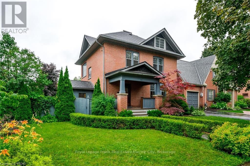 Property Photo: 601 Homewood Avenue ON K9J 4V4