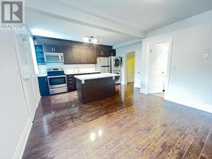 Property Photo: 3 Roblocke Avenue Main ON M6G 3R6