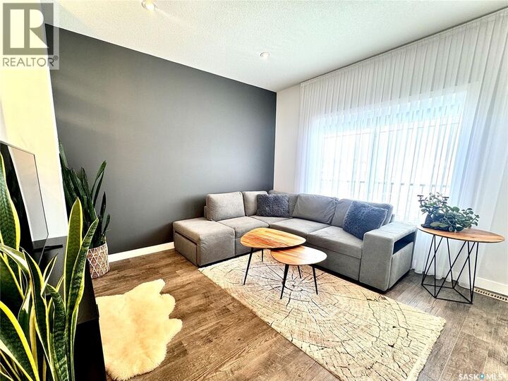 Property Photo:  7937 Flax Avenue  SK S4Y 0E6 