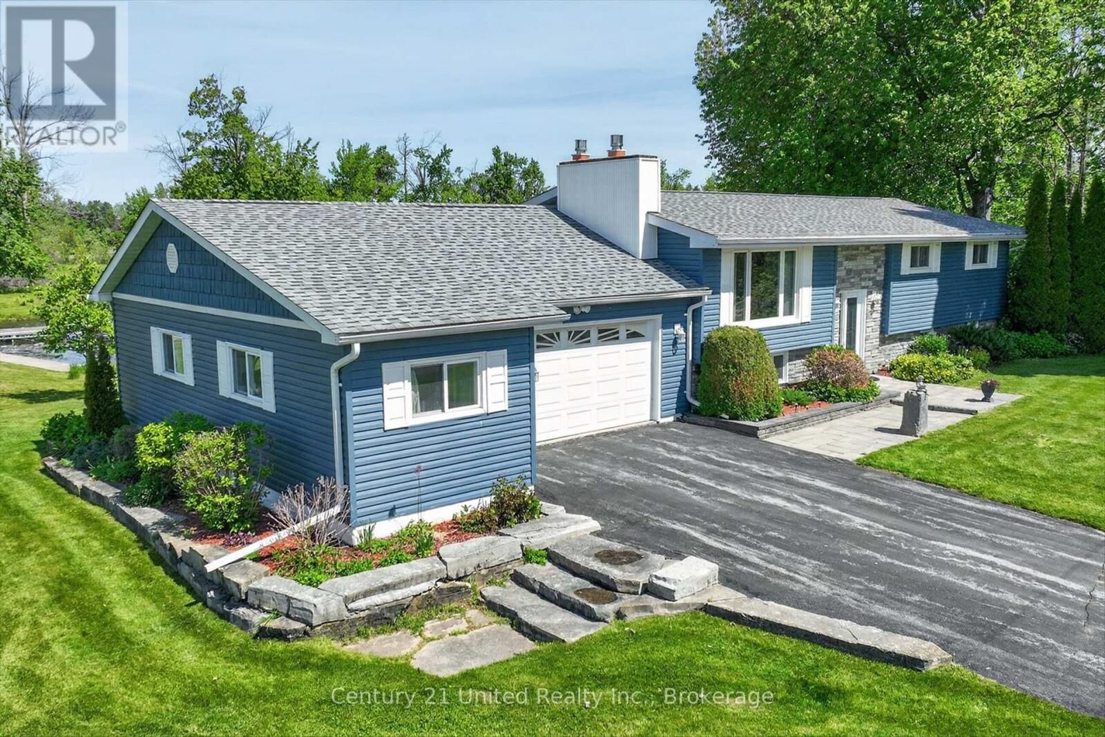 Photo de la propriété:  1190 Nuforest Drive  ON K0L 1T0 