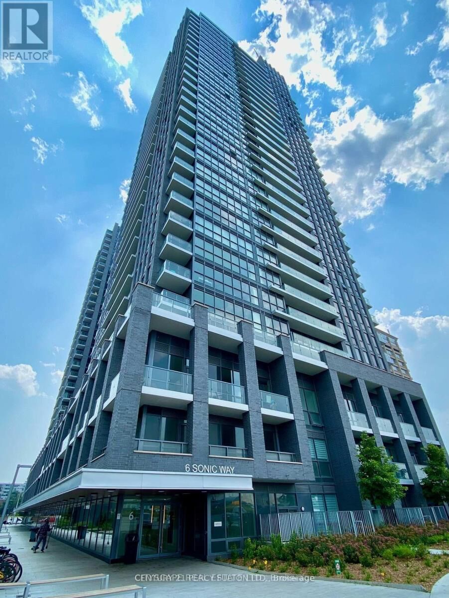 Property Photo:  6 Sonic Way 2101  ON M3C 0P1 