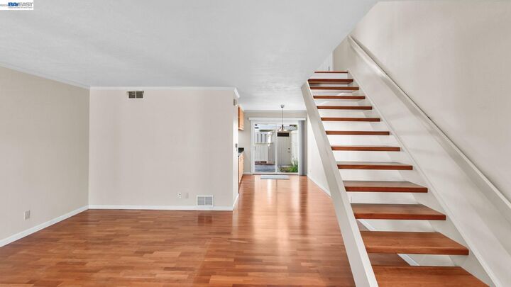 Property Photo:  1229 Picasso Drive 1229  CA 94087 