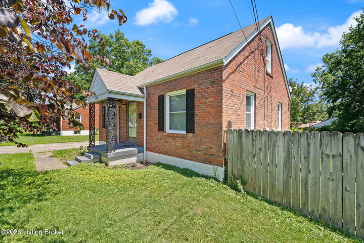 Property Photo:  4319 Milldaun Rd  KY 40213 
