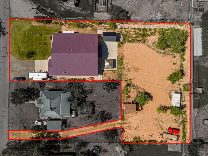Property Photo:  45 S 300 W  UT 84761 