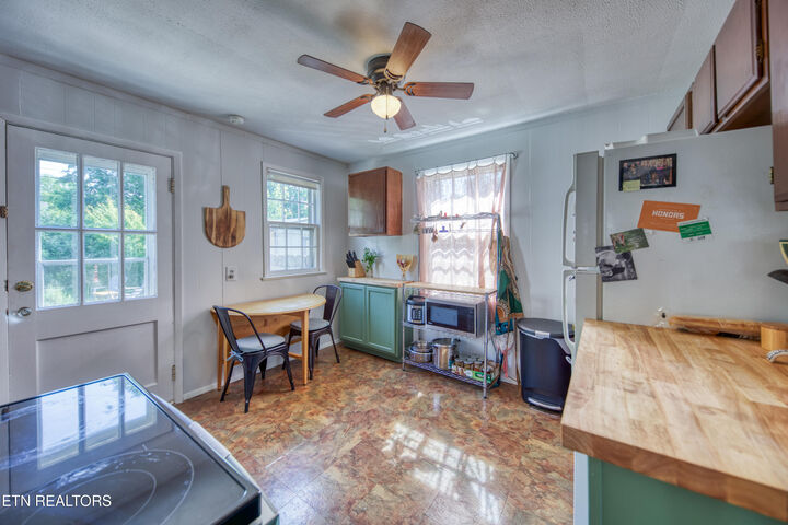 Property Photo:  1930 W Gilbert Lane  TN 37920 