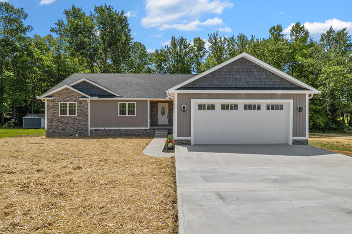 Property Photo:  170 Laredo Drive  KY 40741 