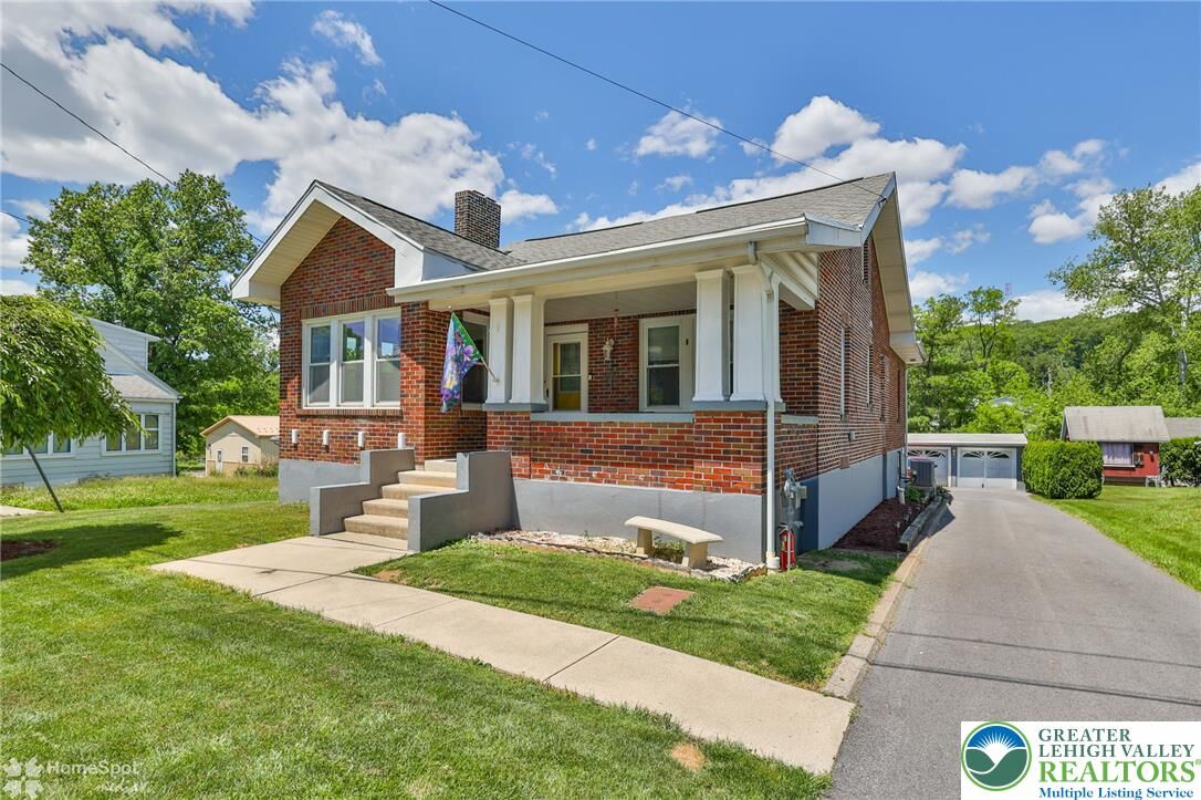 Property Photo:  1635 E Emmaus Avenue  PA 18103 
