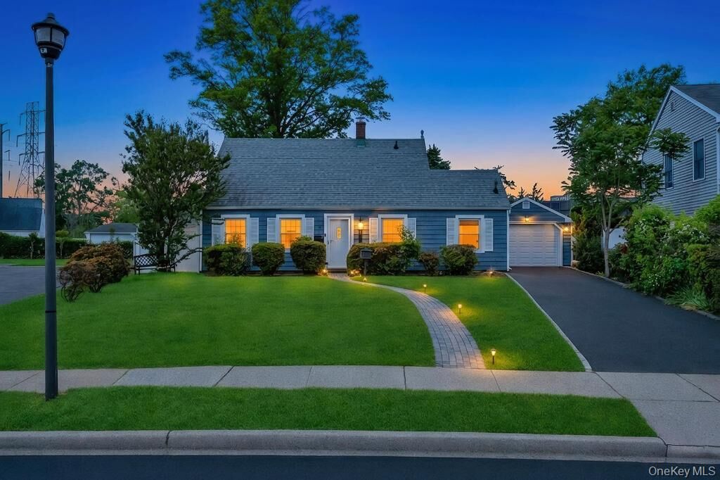 Property Photo: 8 Lilac Lane NY 11756