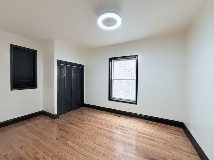 Property Photo:  7924 S Peoria Street  IL 60620 