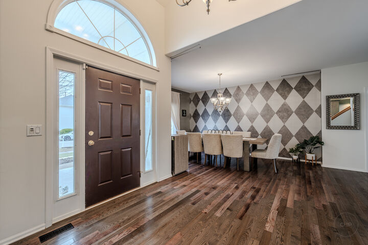 Property Photo: 2805 Clara Avenue IL 60502