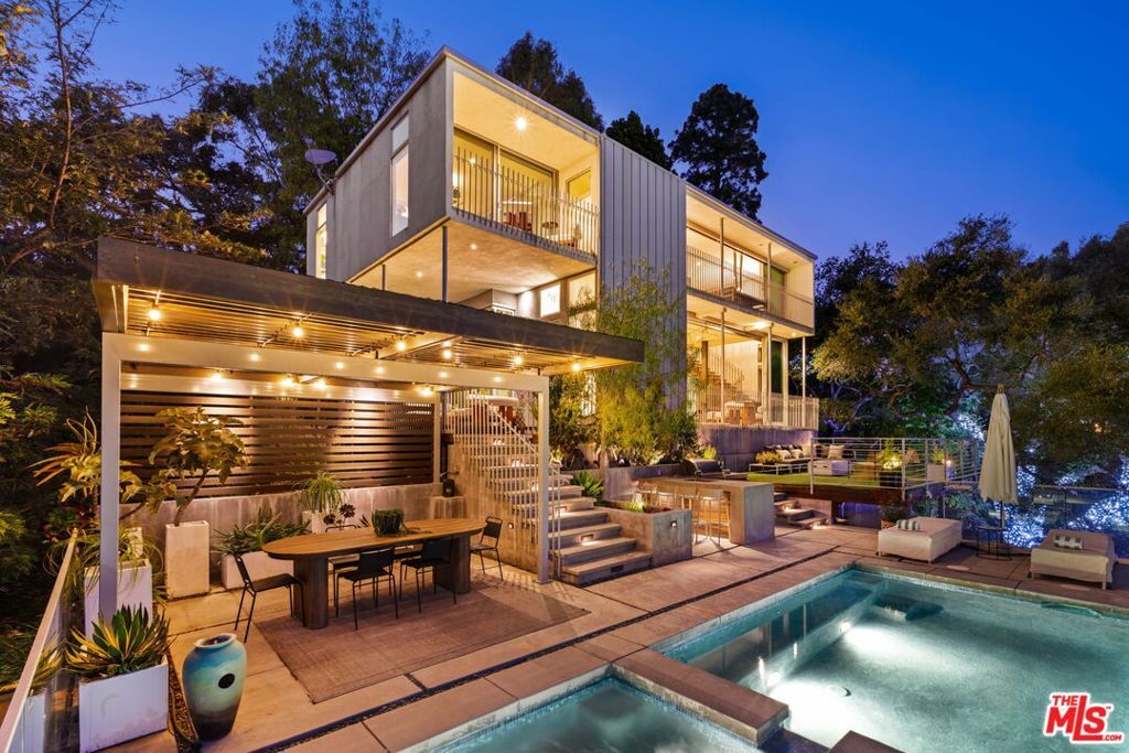 Property Photo:  1290 Rancheros Road  CA 91103 