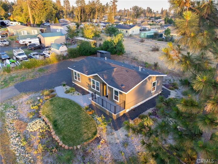 Property Photo:  832 Fawndale  CA 95969 