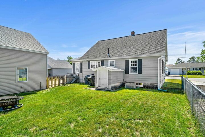 Property Photo: 39 Lovewell Street NH 03060