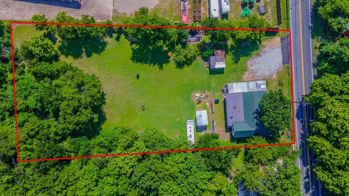 Property Photo: 704 Cantrell Street TX 75165