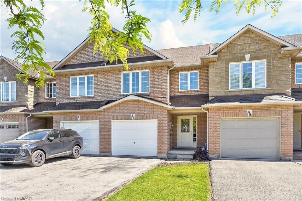 Property Photo:  33 Willow Lane  ON L3M 5P6 