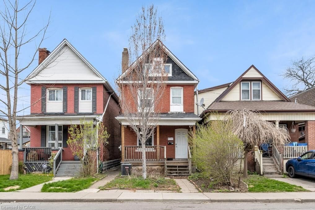 Property Photo:  199 Balmoral Avenue N 2  ON L8L 7S1 