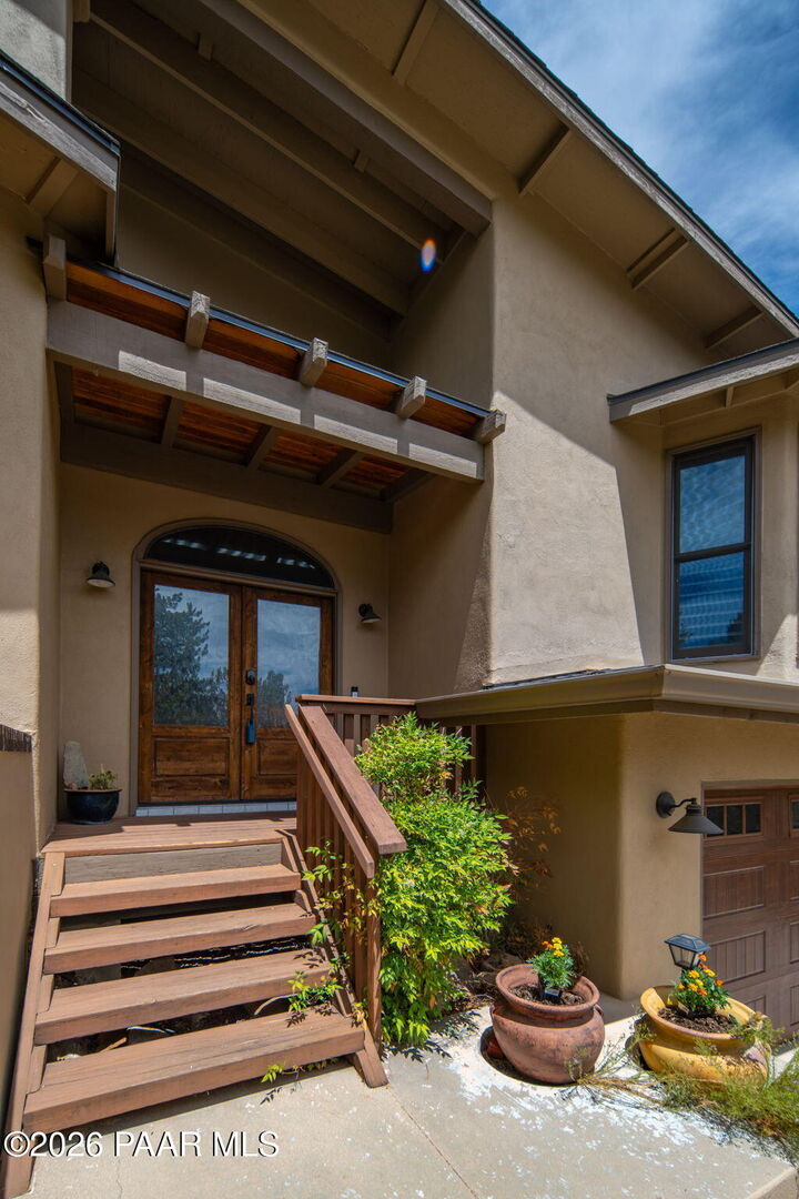 Property Photo:  616 Thunderbird Drive  AZ 86303 