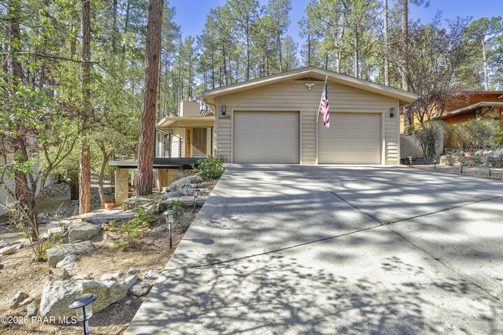 Property Photo:  1635 Kaibab Loop  AZ 86303 