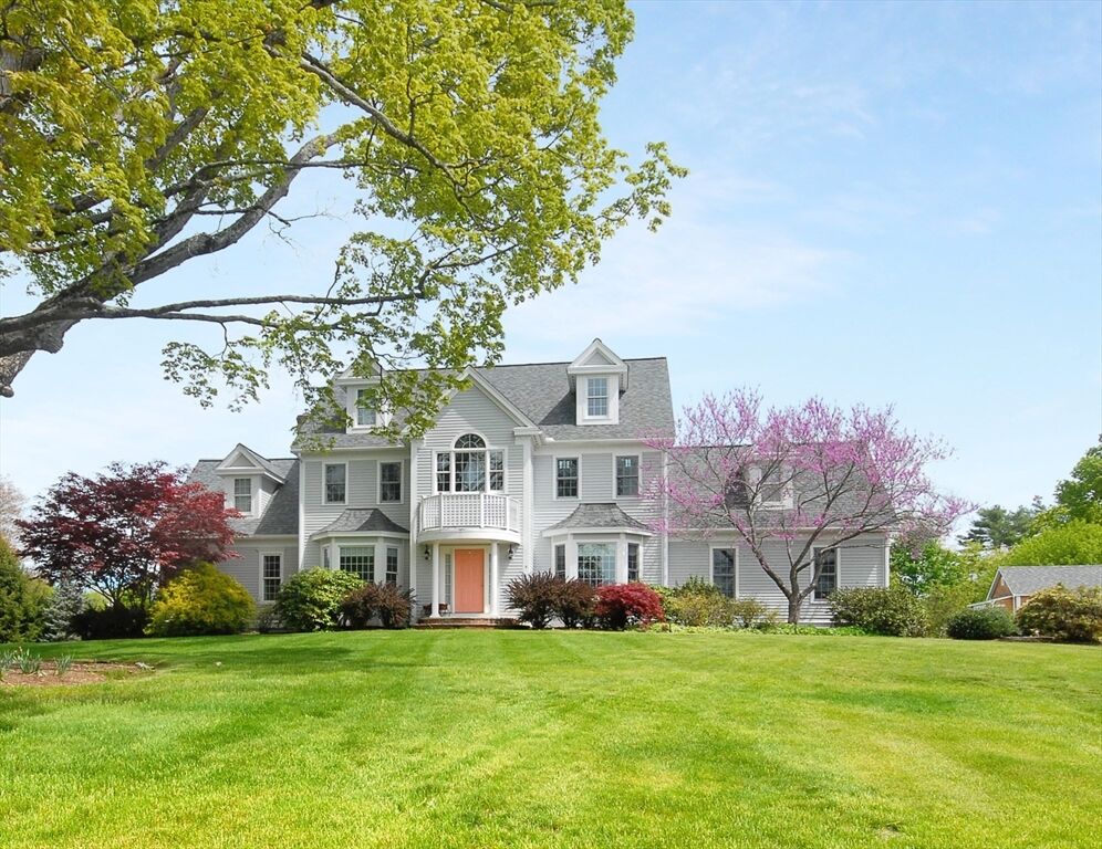 Property Photo:  4 Lanes End Rd  MA 01776 