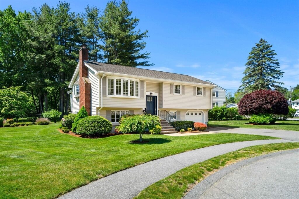 Property Photo:  14 Belmont Rd  MA 01803 