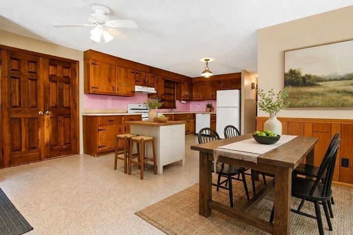 Property Photo:  82 Pine Valley Dr  MA 01826 