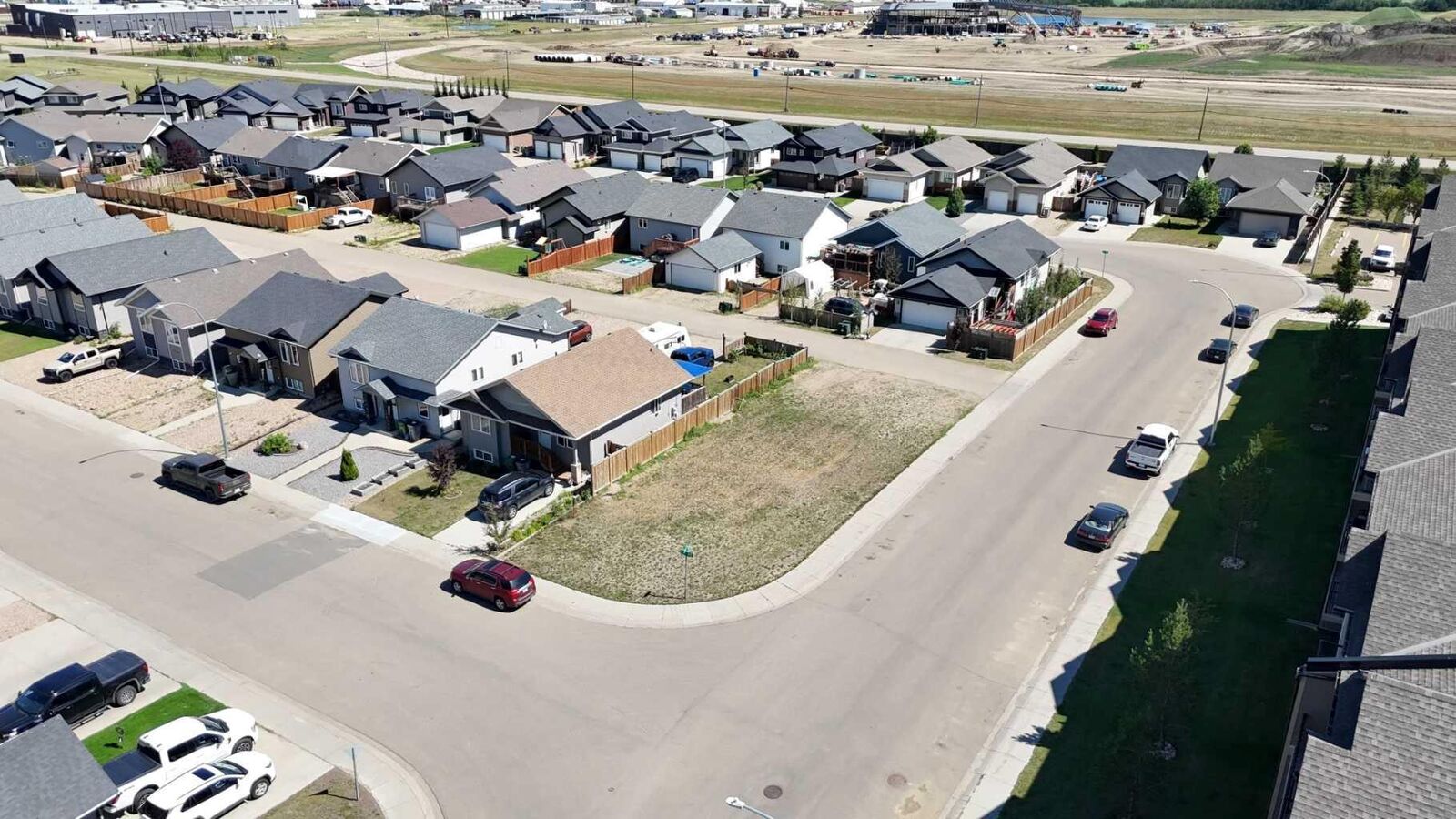 Property Photo:  3701 41A Avenue  SK S9V 1V8 