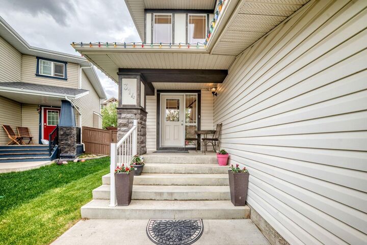 Property Photo: 314 Reunion Heath NW AB T4B 0M5
