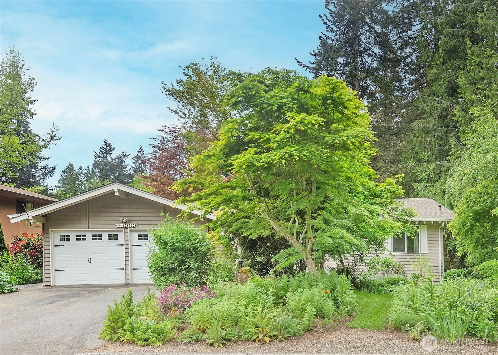 Property Photo:  22808  106th Place W  WA 98020 