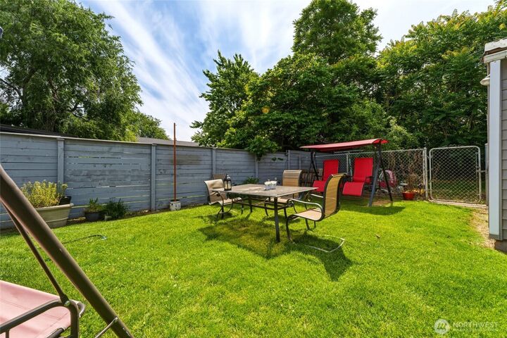 Property Photo:  120 SE 11th Avenue  OR 97862 