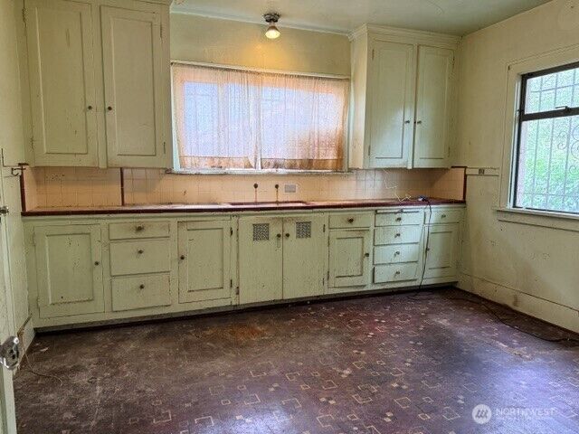 Property Photo:  3045  19th Avenue S  WA 98144 