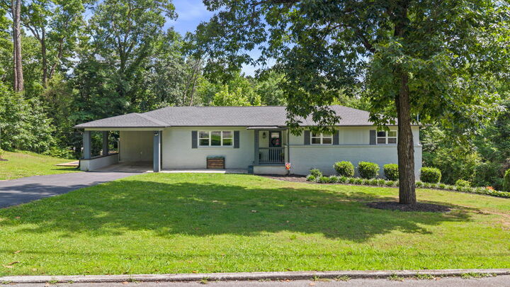 Property Photo: 2430 Walnut Drive NW TN 37311
