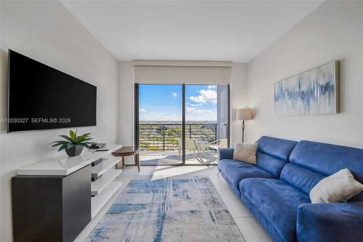 Property Photo: 5350 NW 84th Ave 903 FL 33166