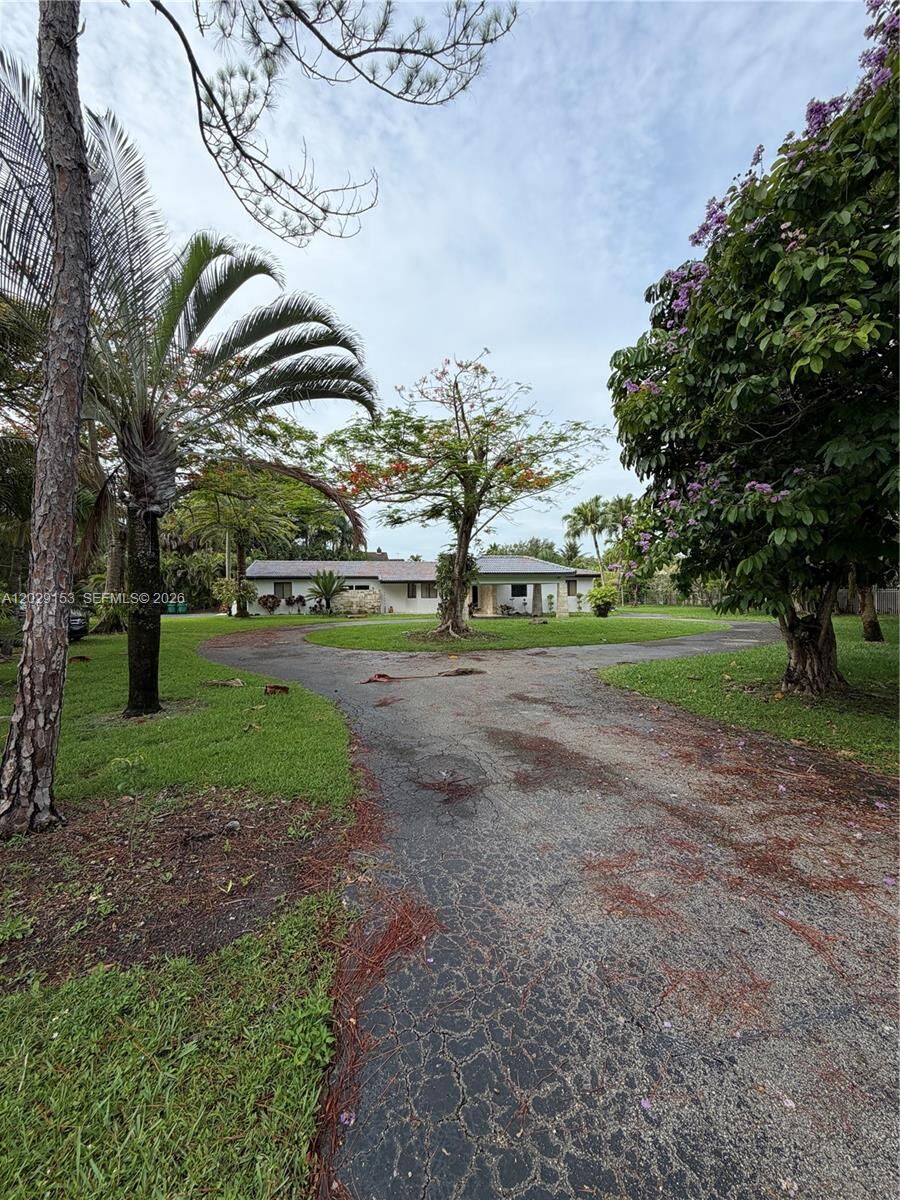 Property Photo:  10350 SW 128th St  FL 33176 