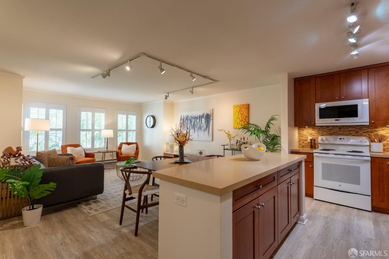 Property Photo:  2225 23rd Street 311  CA 94107 