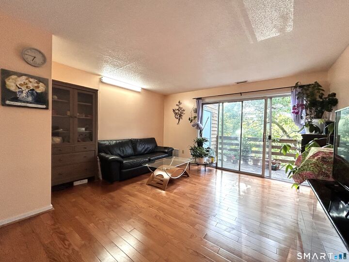 Property Photo: 1425 Quinnipiac Avenue 203 CT 06513