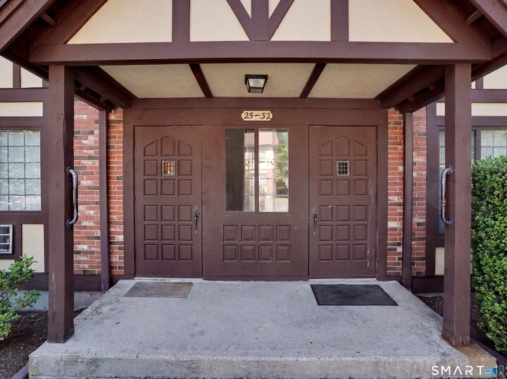 Property Photo:  31 Teresa Place 31  CT 06606 