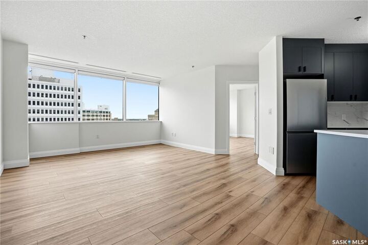 Property Photo: 1914 Hamilton Street 1106 SK S4P 3N6