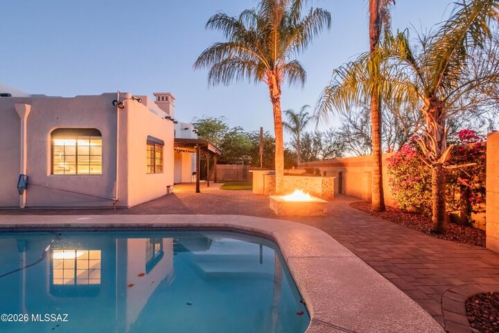 Property Photo:  12831 N Meadview Way  AZ 85755 
