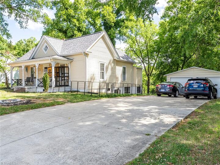 Property Photo:  518 Washburn Avenue  NC 27288 