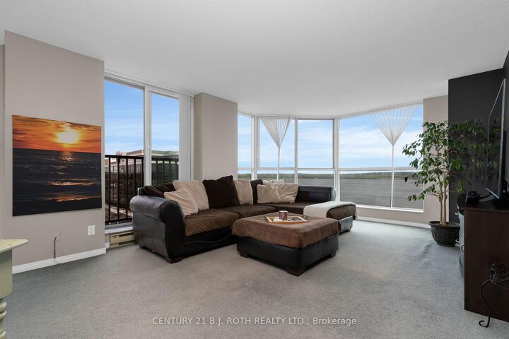 Property Photo:  150 Dunlop Street E 807  ON L4M 6H1 