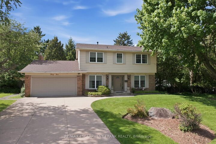 39 Maureen Avenue — photo 1