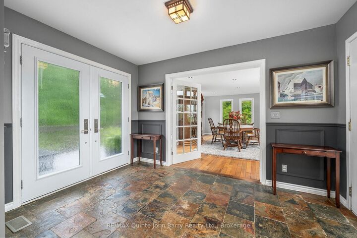 Property Photo: 331 Drewery Street ON K0K 1H0