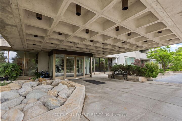 Property Photo: 2625 Regina Street 107 ON K2B 5W8