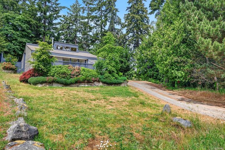 Property Photo: 102 Village Terr BC V8K 2X5