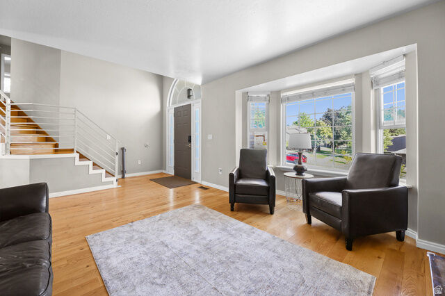 Property Photo: 472 E 3425 N UT 84414
