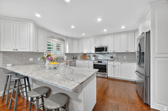 Property Photo:  915 Northridge Dr  UT 84010 