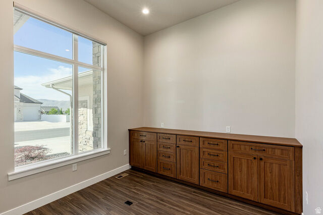 Property Photo: 2888 W River Park Way UT 84043