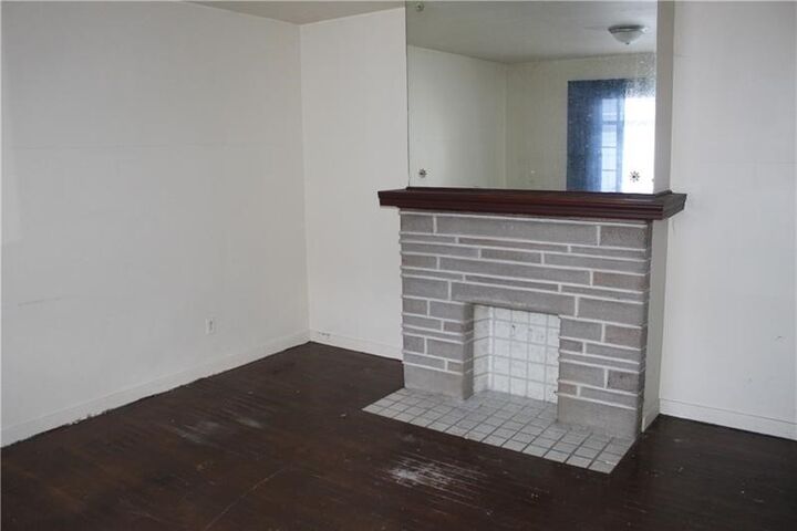 Property Photo:  569 Linden Way  PA 15033 