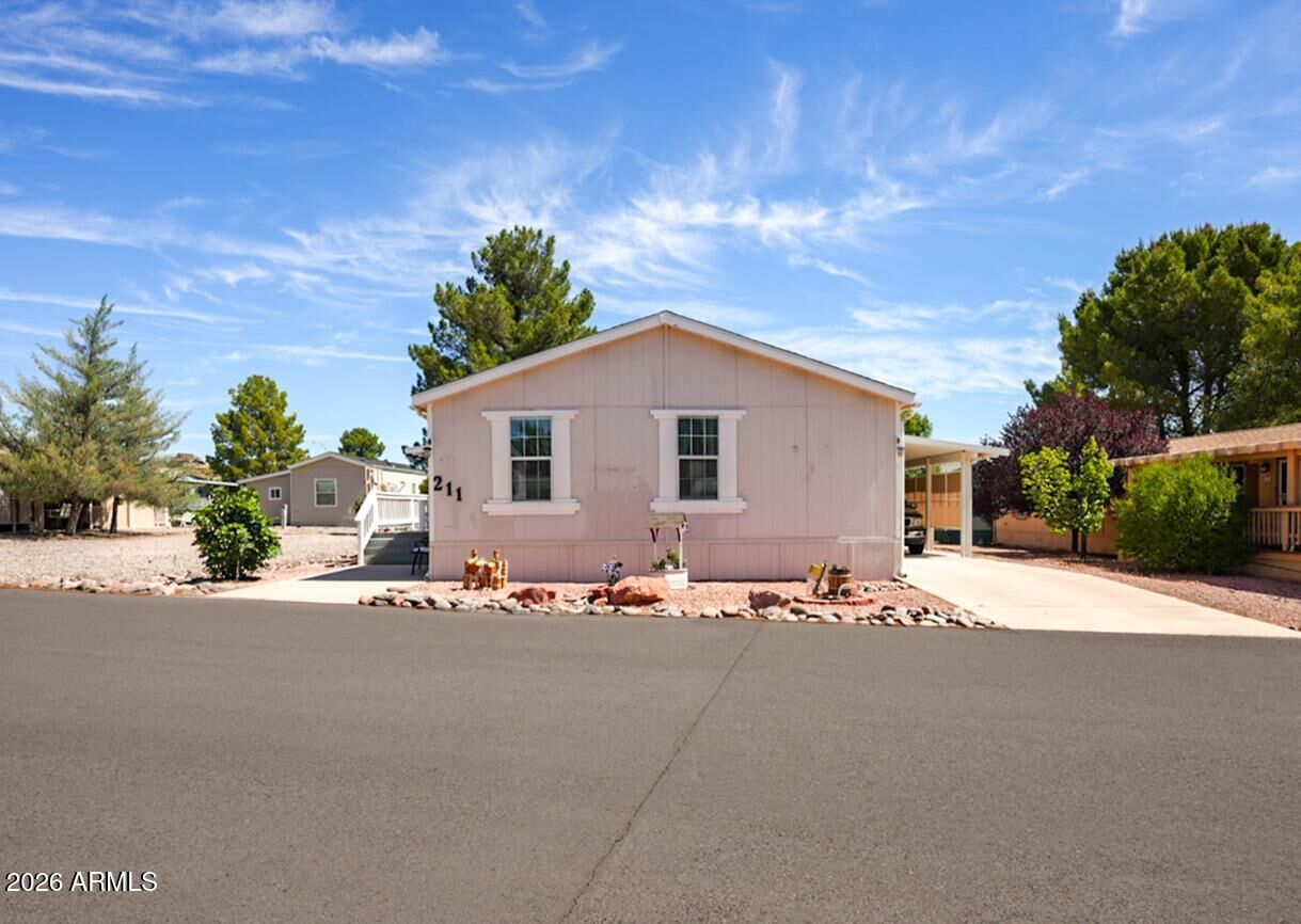 Property Photo:  2050 W State Route 89A -- 211  AZ 86326 